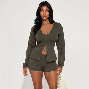 New Fashion Nova Olive Green Button-Up Top and Shorts Set Size Medium